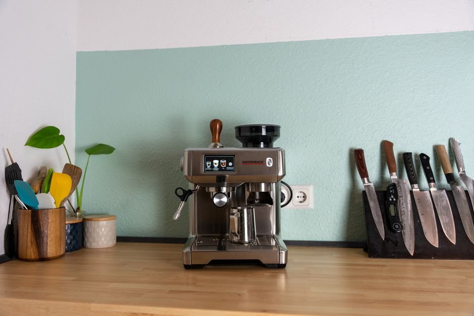 Coffee Machine vs French Press — 1. Brewing Method Overview