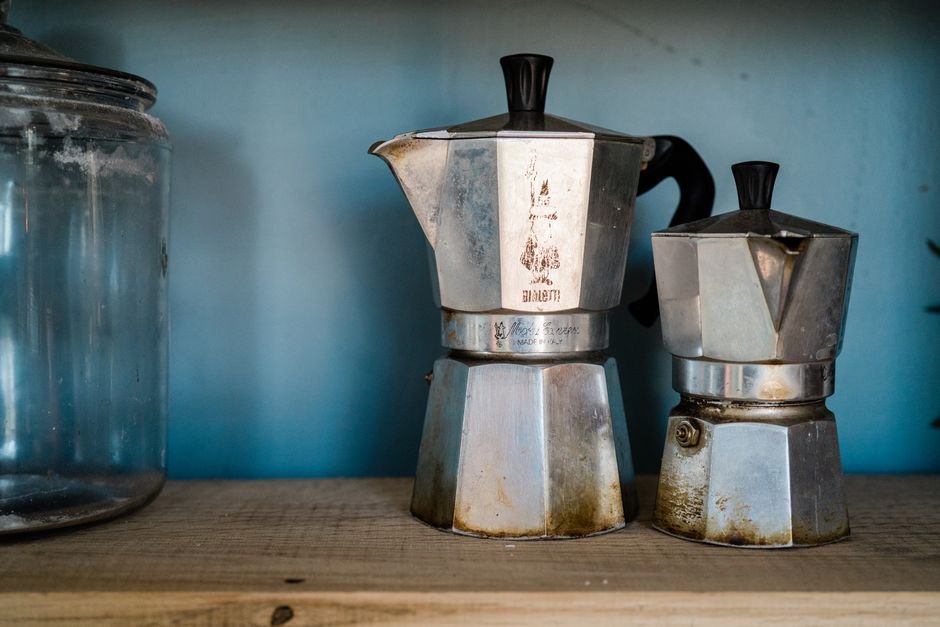 Coffee Machine vs Moka Pot — 2. What Is a Moka Pot?
