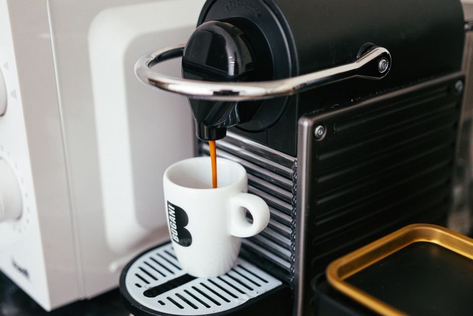 Coffee Machine vs Pod Machine — 2. Brewing Quality and Flavor