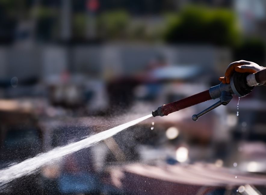 Pressure Washer vs Hose Nozzle — Understanding the Basics