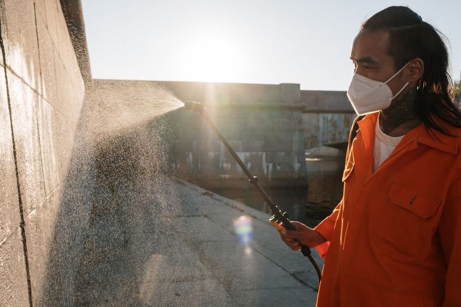 Pressure Washer vs Steam Cleaner — What Is a Steam Cleaner?