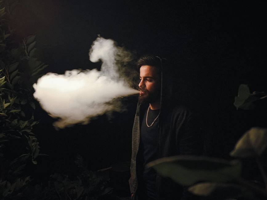 Humidifier vs Vaporizer — What Is a Humidifier?