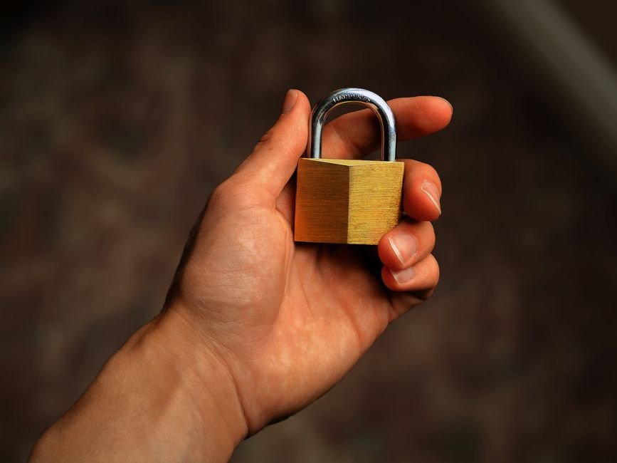 Smart Locks vs Traditional Locks For Home Security — Traditional Locks: Security Strengths