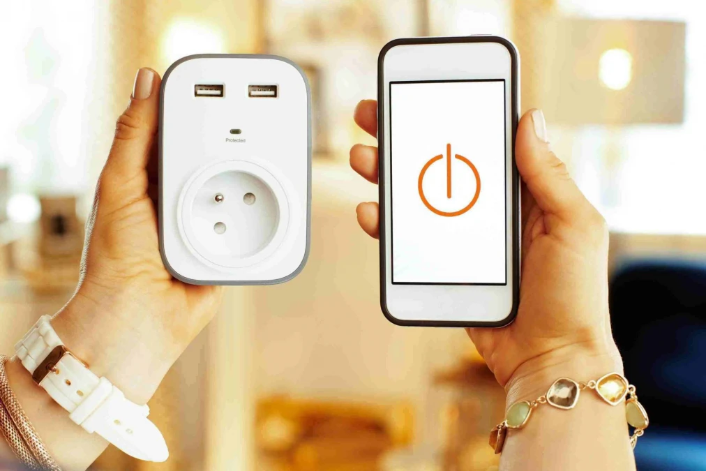 How Smart Plugs Work and What You Can Do With Them
