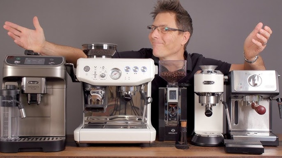 Coffee Machine vs Manual Brewer