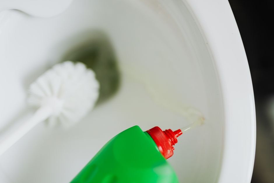 How to Clean a Toilet Bowl Without Harsh Chemicals
