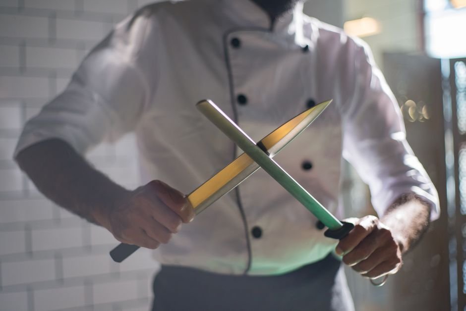How to Sharpen Kitchen Knives at Home for Expert Results