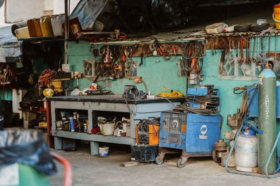 7 Best Shelves for Garage Organization