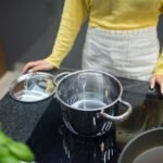 how does an induction cooktop work