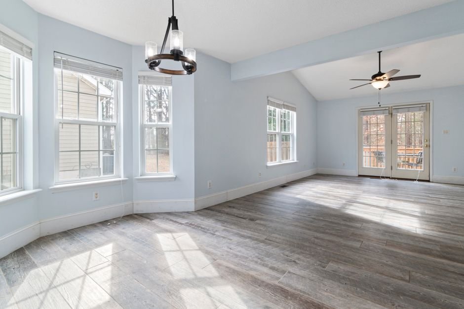 how to pick the right flooring for your home renovation