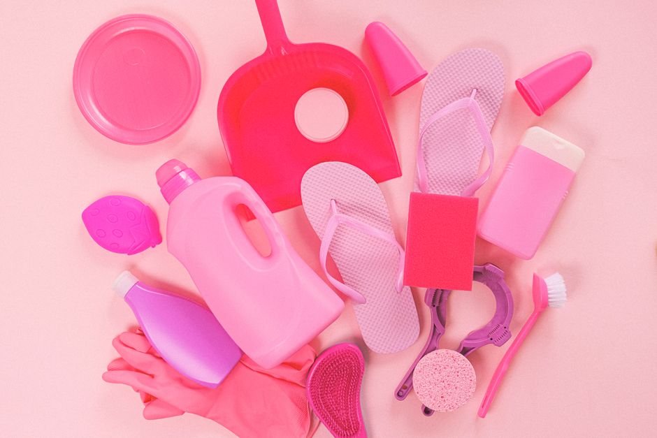 Pine-Sol Versus Fabuloso: Which Cleaner Works Best for You?